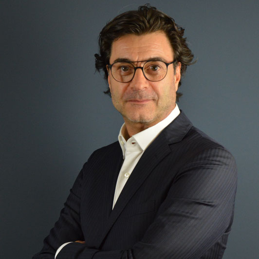 Shahram Rokni ist CEO beim Systrade in Frankfurt Shahram Rokni ist CEO beim Systrade in Frankfurt